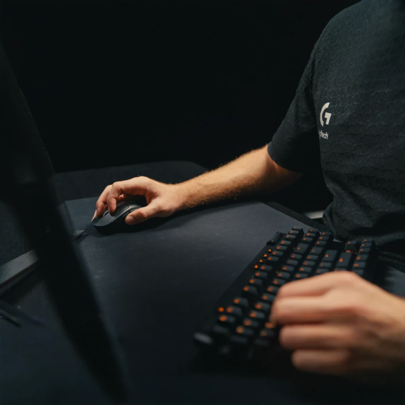 Logitech G PRO X Superlight 2 DEX LIGHTSPEED 44000 DPI Noir 5 boutons 60 g Souris gaming sans fil